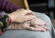 Co można robić z seniorami na terapii zajęciowej?